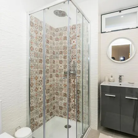 Apartment Lively 2 Bedroom In Iconic Alfama! *