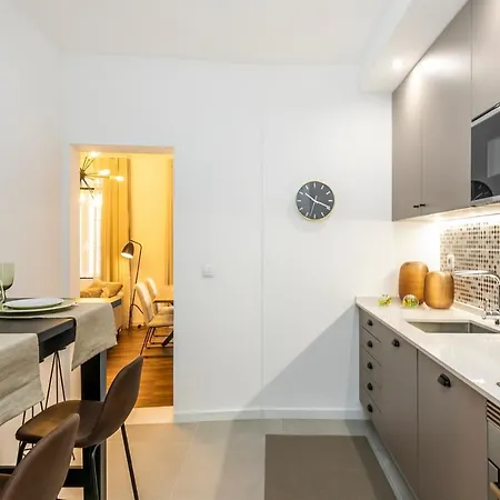 Apartamento Lively 2 Bedroom In Iconic Alfama! *